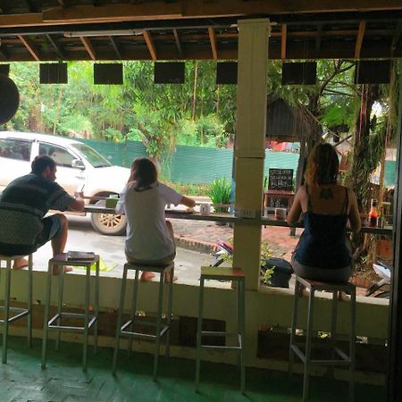 Y Not Laos Hostel Luang Prabang Buitenkant foto