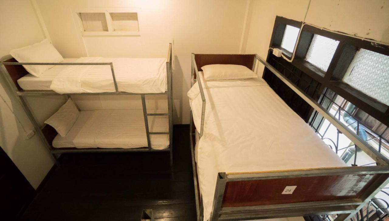 Y Not Laos Hostel Luang Prabang Buitenkant foto