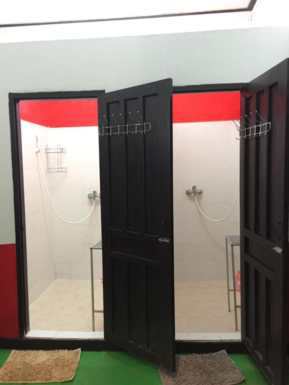 Y Not Laos Hostel Luang Prabang Buitenkant foto